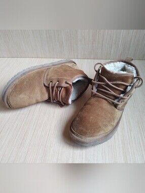 Ugg Uggs Neumel Chukka Boots Lace Up  Ankle Suede Chestnut Beige Shoes Size 9